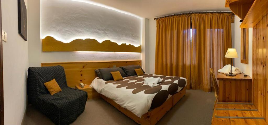 Hotel Splendid Oulx Eksteriør billede
